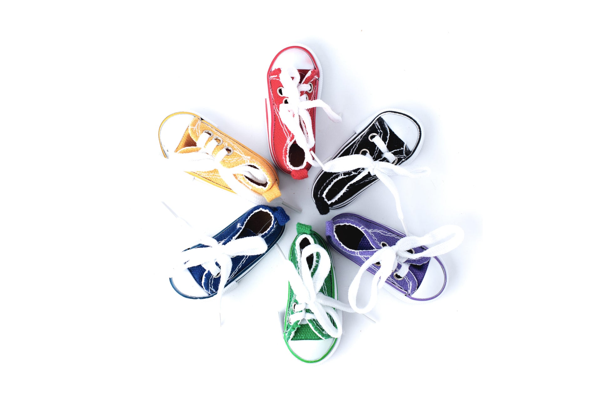 Tennis shoes